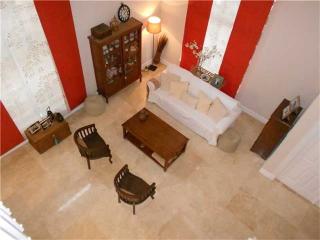 11269 58th Ter, Miami FL  33178-2825 exterior