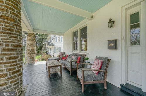 4707 Oak Ter, Camden, NJ 08109-1951