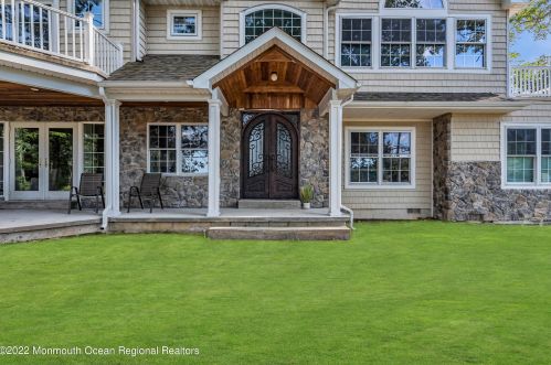 225 Ocean Blvd, Atlantic Highlands, NJ 07716-1717