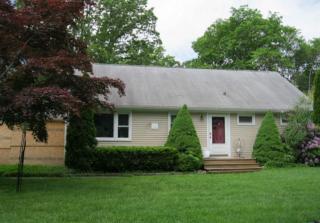 77 Derby Pl, Stratford, CT 06614-2017