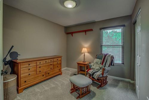 8694 Silvercreek Ct, Florence KY  41042-8270 exterior