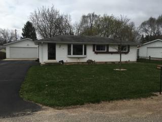 1310 Terrace Ct, Waupaca, WI 54981-7004