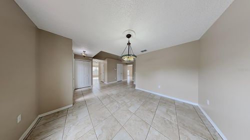 696 Tradewinds Dr, Deltona, FL 32738-8761