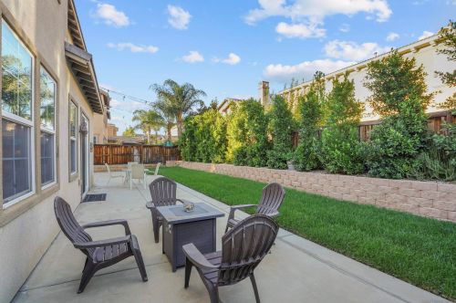 27270 Dayton Ln, Temecula CA  92591-4455 exterior