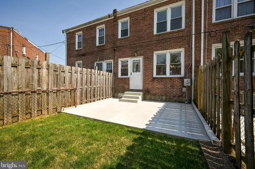 1003 Grant Ave, Wilmington, DE 19805-4109