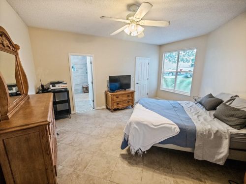 7217 Jaffery Ct, Orlando FL  32835-6158 exterior
