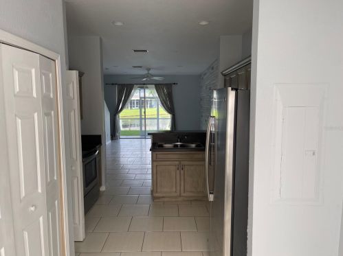 11052 Winter Crest Dr, Riverview FL  33569-2015 exterior