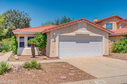 5230 Wood Owl Dr, Tucson, AZ 85742-5105