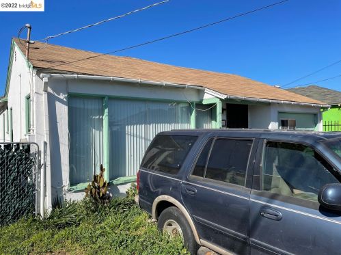 971 76th Ave, Oakland, CA 94621-2521