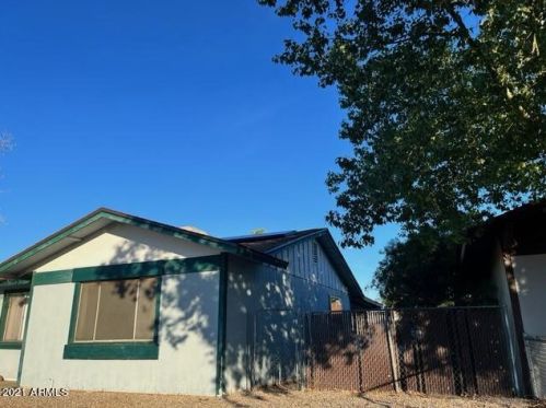 14609 53rd Ln, Glendale, AZ 85306-3910