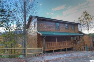 1763 Mountain Shadows Way, Gatlinburg, TN 37738-5771