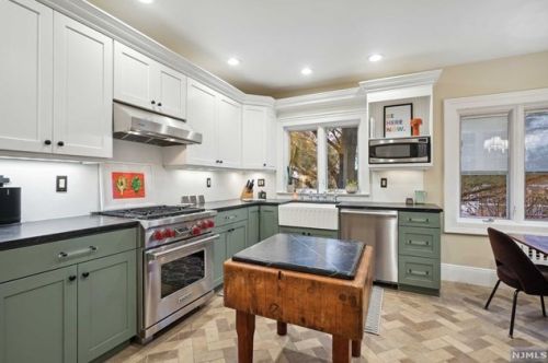 16 The Fairway, Montclair NJ  07043-2534 exterior