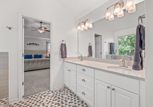 2813 Bottle Brush Ct, Mount Pleasant SC  29466-9202 exterior