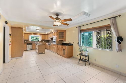 1643 Ironstone Ave, Montebello CA  90640-2125 exterior