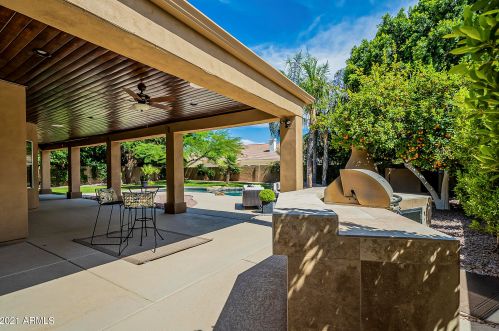 6021 Phelps Rd, Scottsdale AZ  85254-7309 exterior