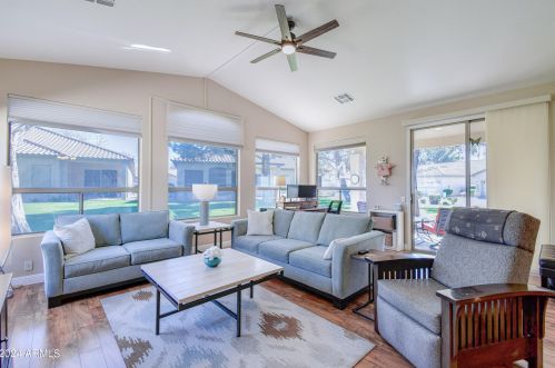 23821 Serenity Way, Chandler, AZ 85248-6025