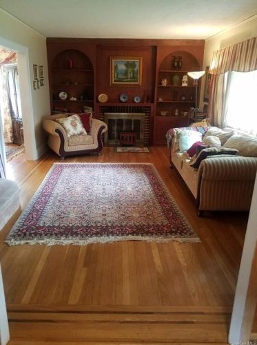 195 Hillcrest Rd, Mount Vernon NY  10552-1524 exterior