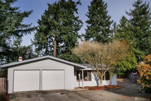 21803 32 Pl, Seattle WA  98198-6791 exterior