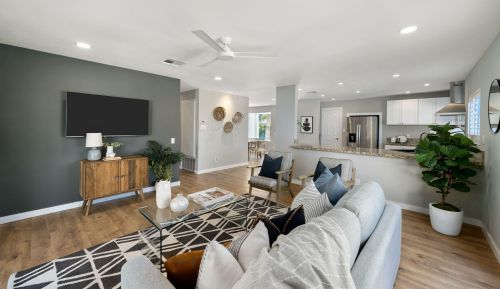 52190 Avenida Diaz, La Quinta CA  92253-3226 exterior
