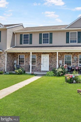 102 Cannon Ln, Gettysburg, PA 17325-6407