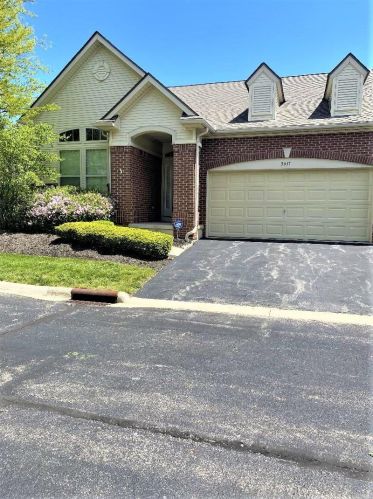 5417 Grand Ridge Dr, Galena, OH 43021-8560