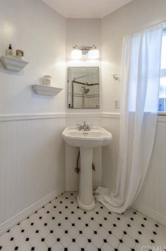 4209 Theresa St, Long Beach CA  90814-1719 exterior