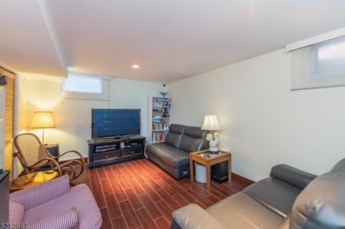 24 Duck Hawk Ct, Hackettstown NJ 07840-3308 exterior