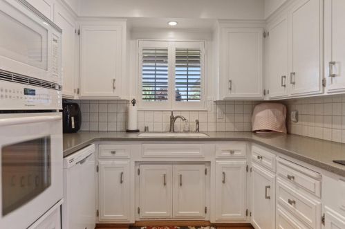 1154 Tamarack Dr, Lodi CA  95240-5535 exterior