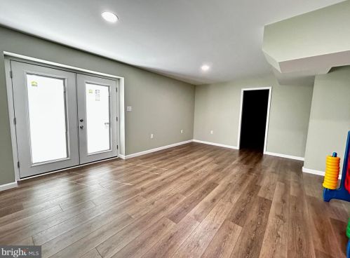 148 Killian Ln, Charles Town WV  25414-4939 exterior