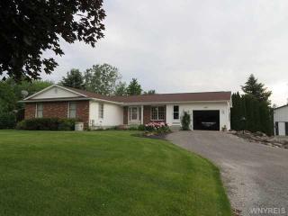3624 Checkered Tavern Rd, Pendleton NY  14094-9421 exterior