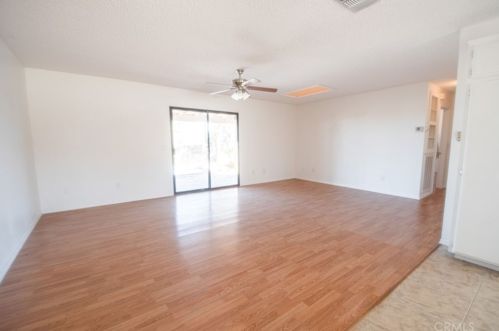 16654 Sholic St, Victorville, CA 92395-9190