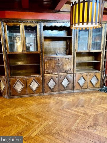 224 Mcclellan Ave, Trenton NJ 08610-6049 exterior