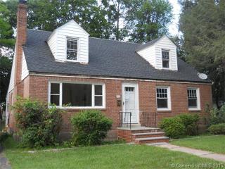 67 Gerard St, Manchester, CT 06040-4449