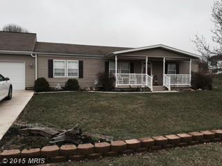 83 Cortland Cir, Lees Cross Roads, PA 17257-8510