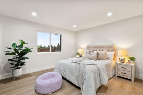 159 Westgate St, Redwood City CA  94062-2811 exterior