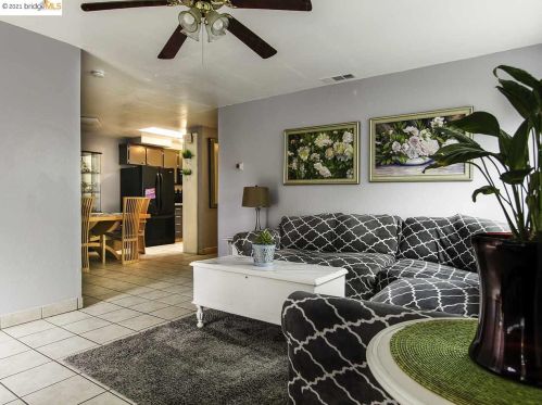 201 Trident Dr, West Pittsburg CA  94565-3528 exterior