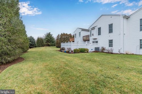 1123 Country Club Rd, Camp Hill PA  17011-1023 exterior