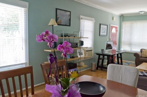 122 Lime Ave, Long Beach, CA 90802-5158
