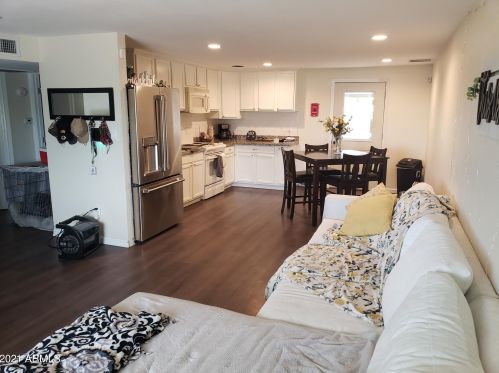 2020 74th Ln, Phoenix, AZ 85035-3214