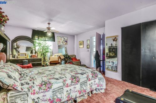 956 76, Oakland CA 94605-2808 exterior