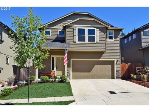 36795 Goldenrain St, Sandy, OR 97055-7824