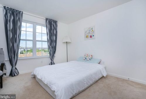 24 Grissom Dr, Bear DE  19701-6848 exterior