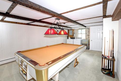 239 Rocks Rd, Norwalk CT  06851-1117 exterior