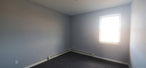 8 Mt Hope Rd, Middletown NY  10940-7128 exterior