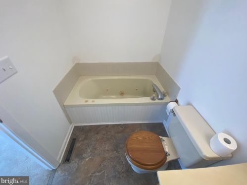 2 Ronald Rich Blvd, Harrington DE  19952-9711 exterior