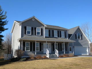 25 Washington St, Peru, NY 12972-2729