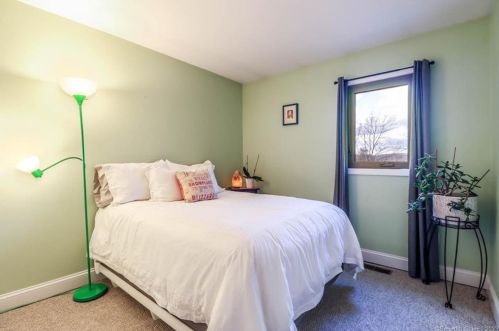 4 Pond View Dr, Brookfield Center CT  06804-3427 exterior