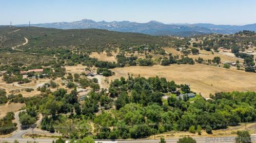 4209 Alpine Blvd, Alpine CA  91901-2312 exterior