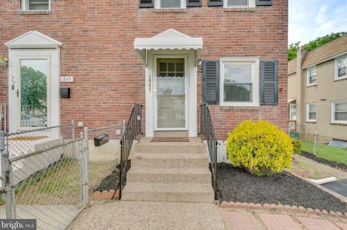 1847 Toth Dr, Woodlyn, PA 19094-1925