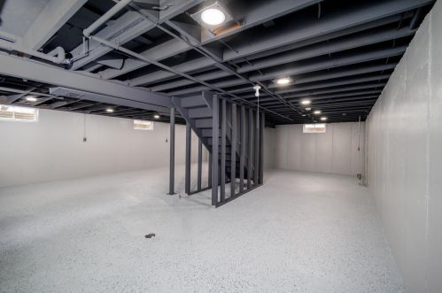 2026 84th St, Kenosha WI  53143-1619 exterior